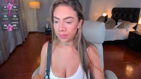 Snapshot of zara_wolf chatting on 03.03.26 ZARAPVT IS OPEN online show from 03.03.26