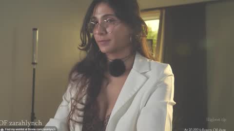 Miss Lynch   Next show  2911 online show from 11.04.25