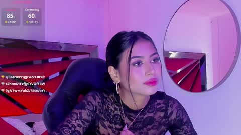 Zara Lim  online show from 01.21.25