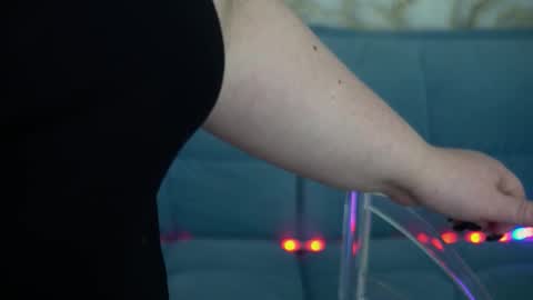 Lola online show from 03.20.26