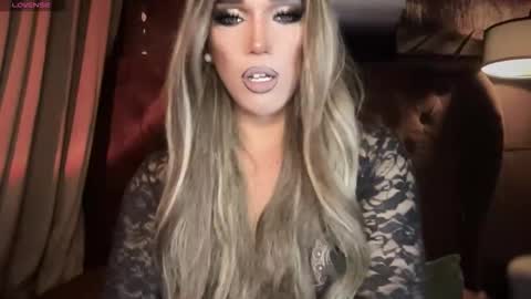 Snapshot of zarastoy chatting on 09.18.25 zarastoy online show from 09.18.25