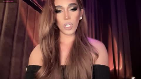 Snapshot of zarastoy chatting on 10.23.25 zarastoy online show from 10.23.25