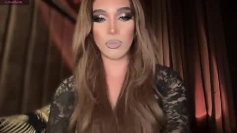 Snapshot of zarastoy chatting on 10.28.25 zarastoy online show from 10.28.25