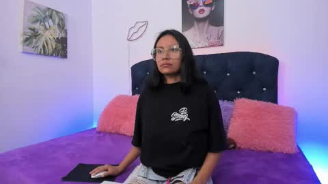 zarelynn online show from 10.04.25
