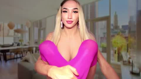 ZARINA online show from 02.07.25