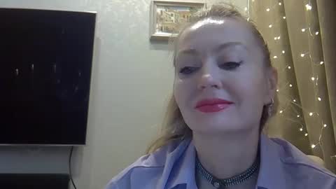 Snapshot of zarinaswift chatting on 02.15.26 Zarina Swift online show from 02.15.26