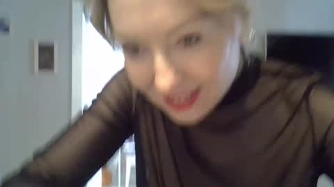 Zarina Swift online show from 04.15.26