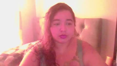 Snapshot of zarulyn chatting on 05.24.26 zarulyn online show from 05.24.26