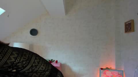 Snapshot of zayatease chatting on 02.16.26 Dee online show from 02.16.26