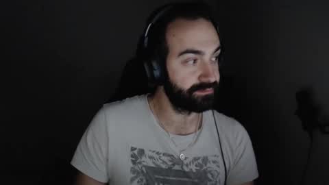 Snapshot of zazou3113 chatting on 12.29.24 Grizzly Bear online show from 12.29.24