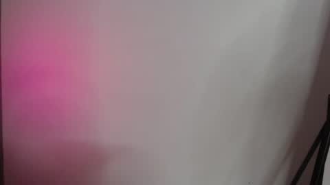 Snapshot of zean_lee chatting on 11.01.25 Karolyne online show from 11.01.25