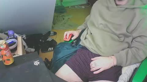 Snapshot of zedbooy chatting on 12.31.24 Zed online show from 12.31.24