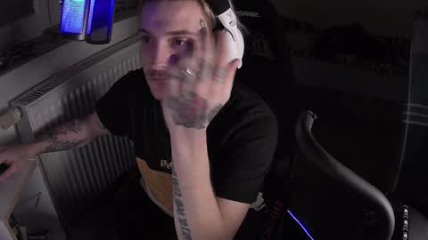 NaughtyOone online show from 02.16.25