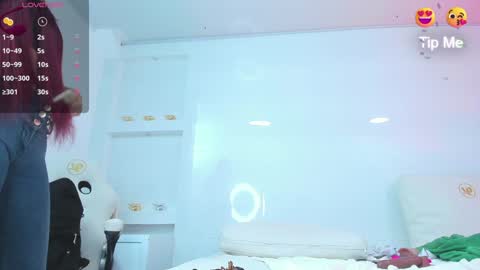 Zenda Evans online show from 12.27.24