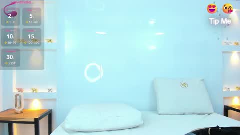 Zenda Evans online show from 02.10.25