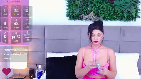 Zendaya online show from 12.08.24