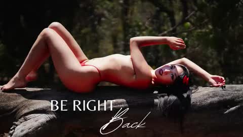 Zendaya online show from 10.11.25