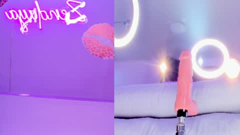Snapshot of zendayagreey chatting on 06.25.26 Zendaya online show from 06.25.26