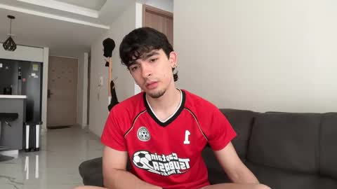 Zenn online show from 11.02.25