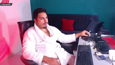 Snapshot of zenobaro chatting on 02.07.25 zenobaro online show from 02.07.25