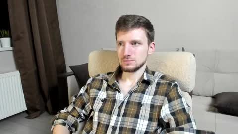 Snapshot of zepanl chatting on 10.16.25 Andrew online show from 10.16.25