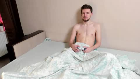 Snapshot of zepanl chatting on 10.23.25 Andrew online show from 10.23.25