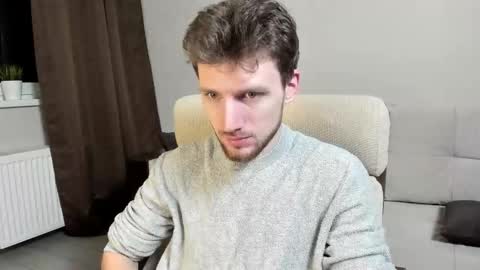 Snapshot of zepanl chatting on 11.05.25 Andrew online show from 11.05.25