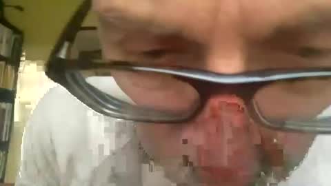 Snapshot of zephr1 chatting on 06.24.26 zephr1 online show from 06.24.26
