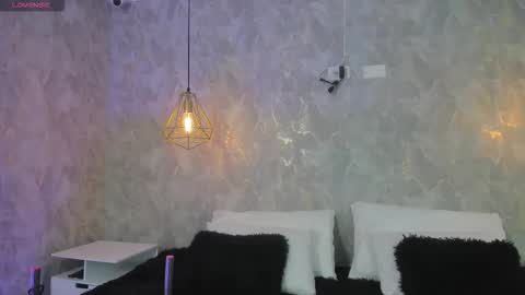 Snapshot of zephyra_angels1 chatting on 10.02.25 ZEPHYRA ANGELS online show from 10.02.25