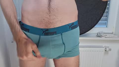 Snapshot of zero_x88 chatting on 10.07.25 zero_x88 online show from 10.07.25