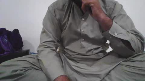 Snapshot of zes6363 chatting on 10.08.25 zes6363 online show from 10.08.25