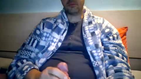 Snapshot of zeus00811 chatting on 12.05.24 zeus online show from 12.05.24