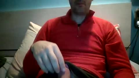 Snapshot of zeus00811 chatting on 03.04.25 zeus online show from 03.04.25