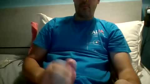 Snapshot of zeus00811 chatting on 10.13.25 zeus online show from 10.13.25