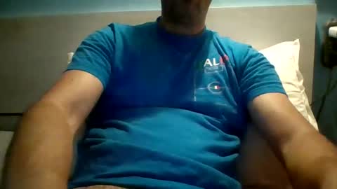 Snapshot of zeus00811 chatting on 10.14.25 zeus online show from 10.14.25