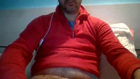 Snapshot of zeus00811 chatting on 10.24.25 zeus online show from 10.24.25