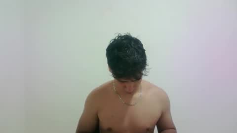 Snapshot of zeus_183 chatting on 10.16.25 zeus_183 online show from 10.16.25