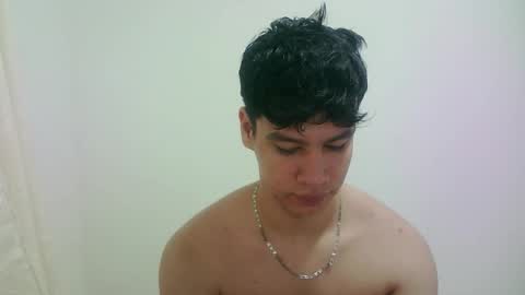 Snapshot of zeus_183 chatting on 02.18.26 zeus_183 online show from 02.18.26