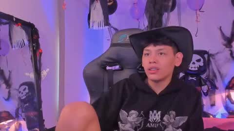 zeus_blaze online show from 10.25.25