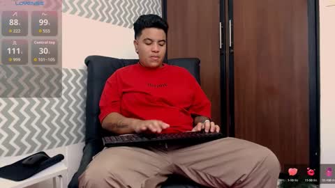 Snapshot of zeus_ftm chatting on 09.11.25 zeus_ftm online show from 09.11.25