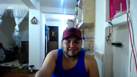 Snapshot of zeusdedios chatting on 03.09.25 Enrique online show from 03.09.25