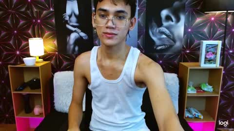 Snapshot of zevierbalte chatting on 03.09.25 zavier skinny asian online show from 03.09.25