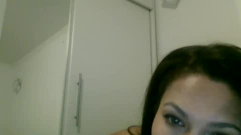 Zeya online show from 09.14.25
