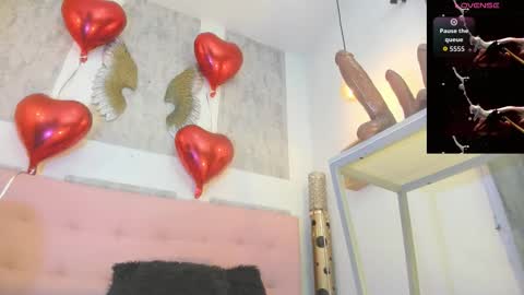 ZHAMIRA  ANDRES online show from 02.17.26