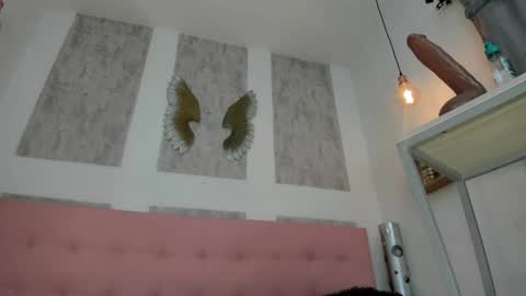 ZHAMIRA  ANDRES online show from 04.09.26