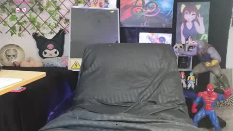 Snapshot of zhirleyada chatting on 10.20.25 zhirleyada online show from 10.20.25