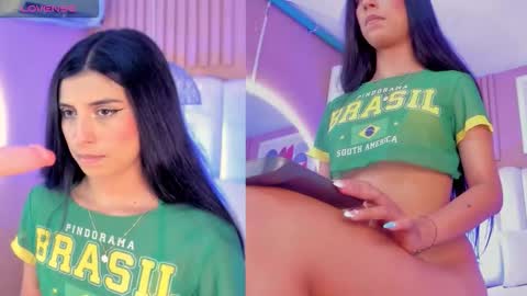 Snapshot of zia_cooper chatting on 10.26.25 ZIA online show from 10.26.25