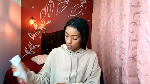 Zia Green online show from 01.04.25