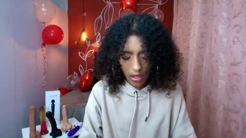 Zia Green online show from 02.18.25