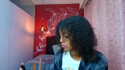 Zia Green online show from 02.26.25